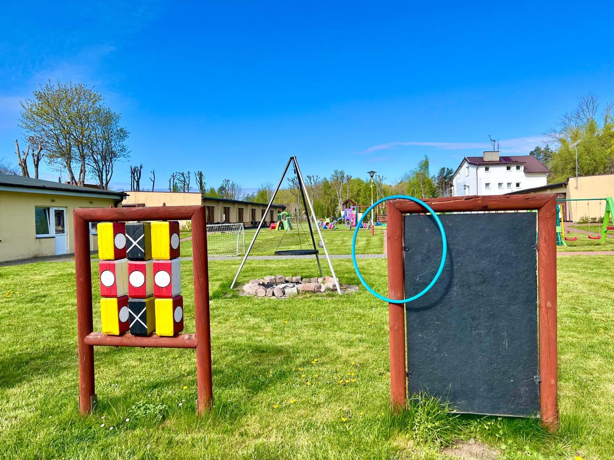 Osrodek Rodzinny "Pod Wydmami" Przy Plazy , Plac Zabaw , Rowery Sarbinowo Buitenkant foto